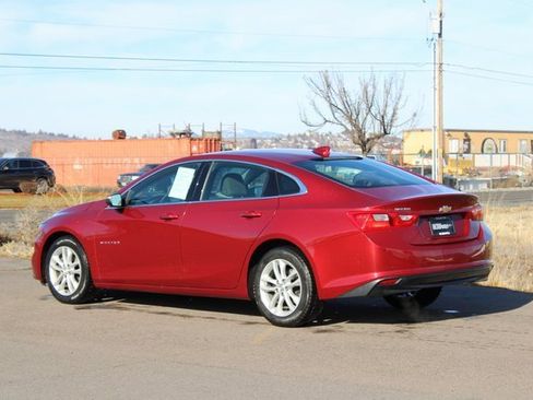 Used 2017 Chevrolet Malibu LT w/ LPO, Convenience Package 2 image 3