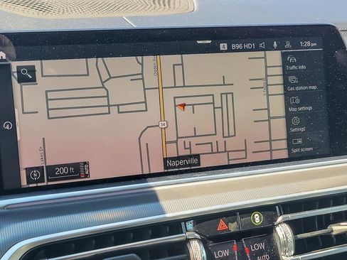 Used 2023 BMW X6 xDrive40i w/ M Sport Package image 16