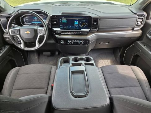 Used 2023 Chevrolet Silverado 1500 LT w/ Protection Package AWD/4WD image 14