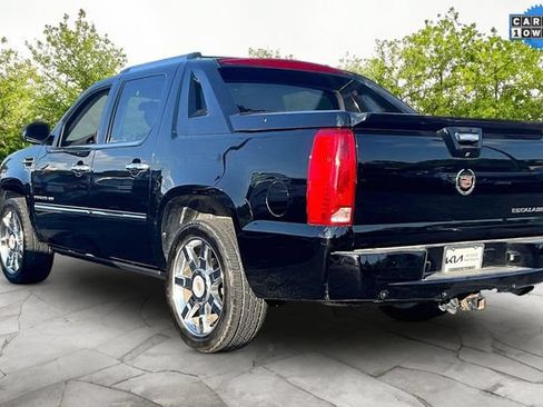 Used 2013 Cadillac Escalade EXT Premium AWD/4WD image 12