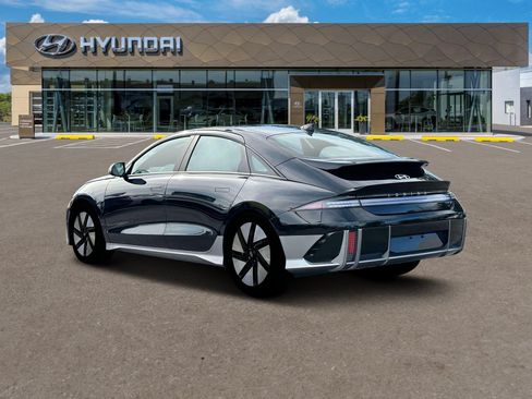 New 2025 Hyundai Ioniq 6 SE AWD/4WD image 5
