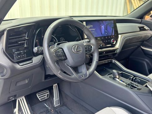 Used 2024 Lexus TX 500h AWD w/ Technology Package image 13