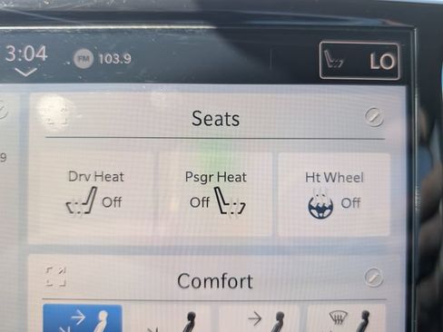 Used 2023 Chrysler Pacifica Touring-L FWD image 27