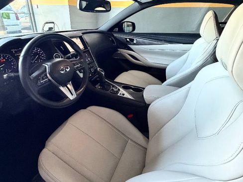 Used 2019 INFINITI Q60 3.0t Luxe w/ Essential Package AWD/4WD image 14