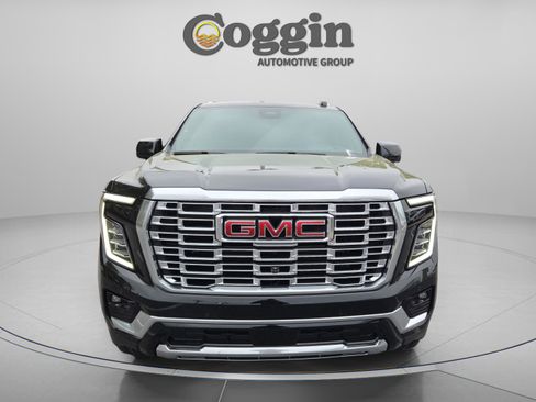 New 2026 GMC Yukon XL Denali w/ Denali Reserve Package AWD/4WD image 8