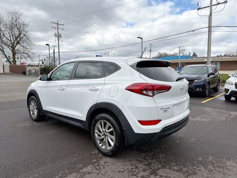 Used 2017 Hyundai Tucson SE FWD image 11