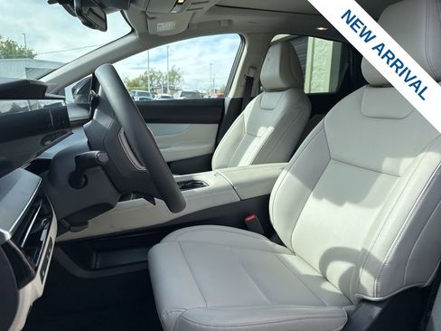 Used 2025 Nissan Murano SL image 16