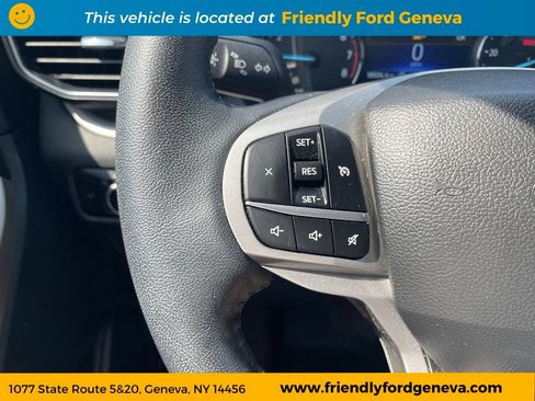 Used 2023 Ford Explorer XLT w/ Equipment Group 202A AWD/4WD image 17