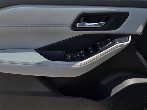 New 2026 Nissan Rogue Dark Armor FWD image 18