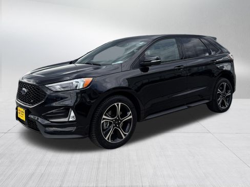 Used 2020 Ford Edge ST w/ Cold Weather Package AWD/4WD image 3