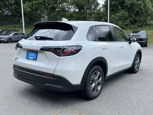New 2026 Honda HR-V LX image 4