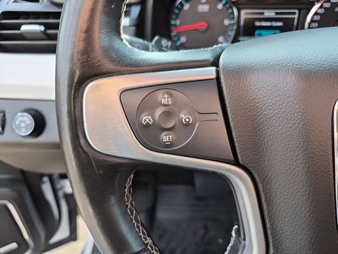 Used 2018 GMC Yukon XL SLE w/ SLE Value Package image 34