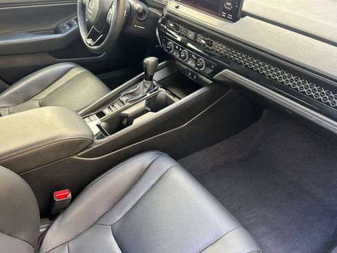 Used 2023 Honda Accord Sport image 15