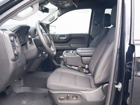 Used 2022 Chevrolet Silverado 1500 Custom AWD/4WD image 10