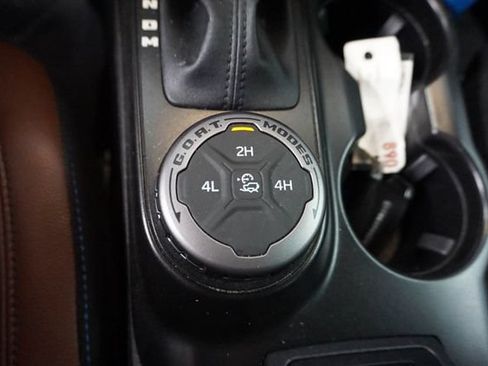 Used 2022 Ford Bronco Outer Banks AWD/4WD image 14