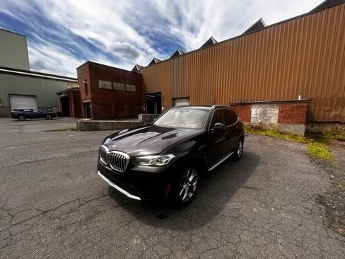 Used 2022 BMW X3 xDrive30i AWD/4WD image 1