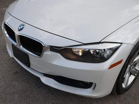 Used 2014 BMW 320i Sedan RWD image 25
