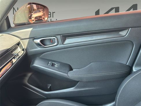Used 2022 Honda Civic Sport image 25