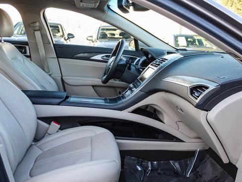 Used 2019 Lincoln MKZ Reserve w/ Reserve Plus Package image 18