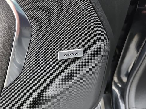 Used 2022 Chevrolet Suburban Premier image 26