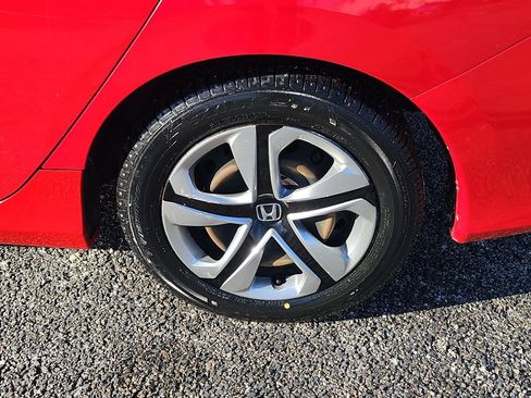 Certified 2018 Honda Civic LX image 6