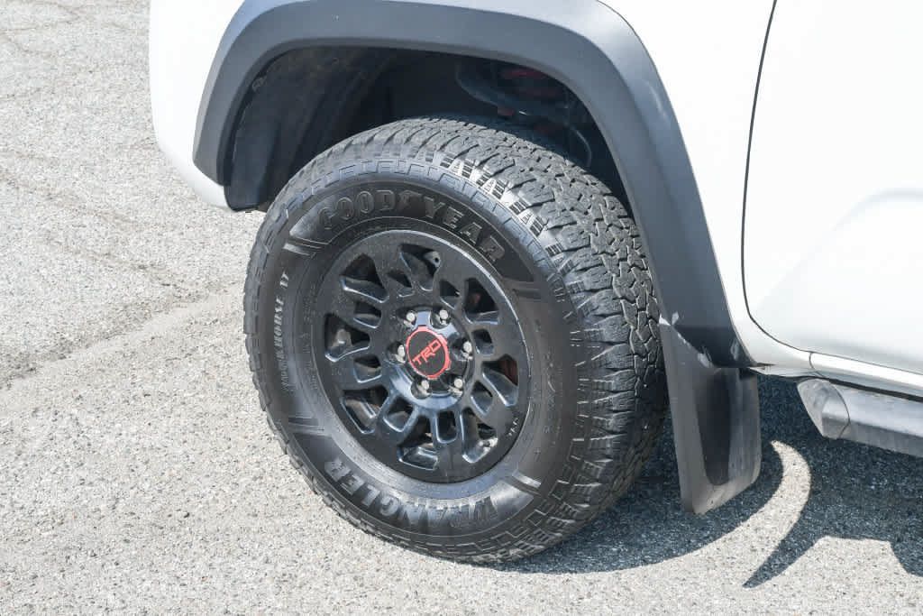 Used 2019 Toyota Tacoma TRD Pro AWD/4WD image 10
