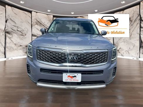 Used 2020 Kia Telluride LX AWD/4WD image 16