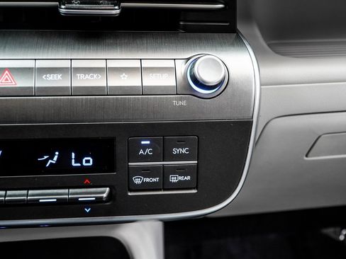 Used 2025 Hyundai Kona SEL image 23