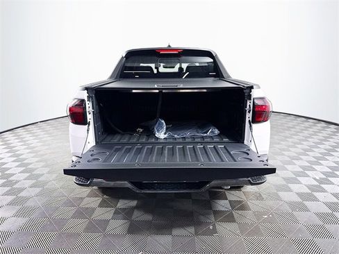 New 2025 Hyundai Santa Cruz Limited image 17