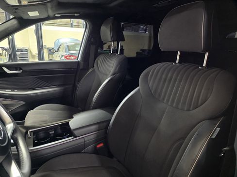 Used 2025 Hyundai Palisade Calligraphy image 25