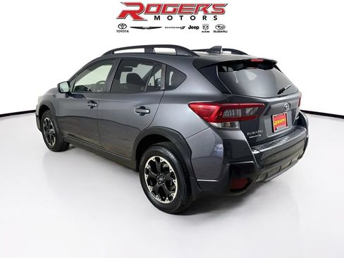 Used 2021 Subaru Crosstrek 2.0i Premium w/ Moonroof Package AWD/4WD image 6