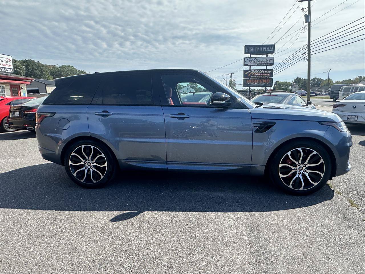 Used 2019 Land Rover Range Rover Sport Supercharged AWD/4WD image 4