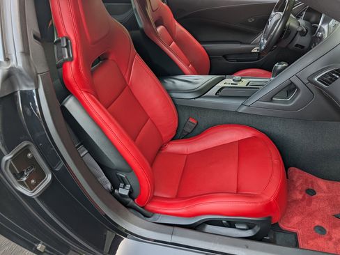 Used 2017 Chevrolet Corvette Stingray Coupe w/ Carbon Flash Badge Package RWD image 18