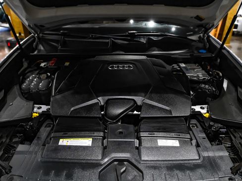 Used 2019 Audi Q8 Prestige w/ Year 1 Package AWD/4WD image 49