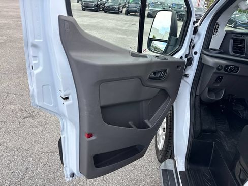 Used 2025 Ford Transit 250 Low Roof w/ Exterior Upgrade Package RWD image 14