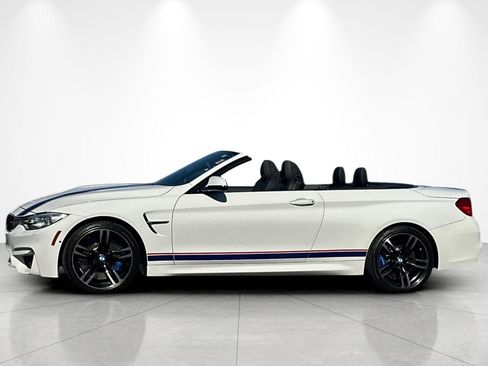 Used 2015 BMW M4 Convertible image 3