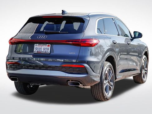 Certified 2025 Audi Q5 Premium Plus w/ Premium Plus image 8
