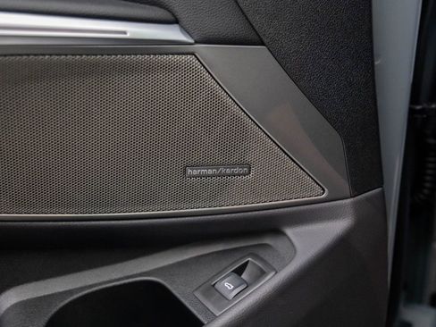 New 2026 BMW 330i xDrive Sedan w/ M Sport Package image 18