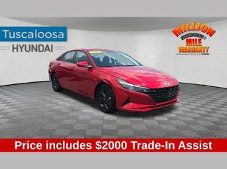 Used 2023 Hyundai Elantra SEL FWD video 1