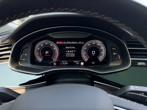 Used 2025 Audi Q8 Premium w/ Convenience Package AWD/4WD image 22