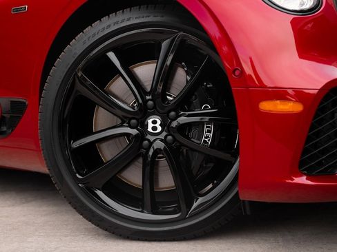 Used 2024 Bentley Continental GT image 6