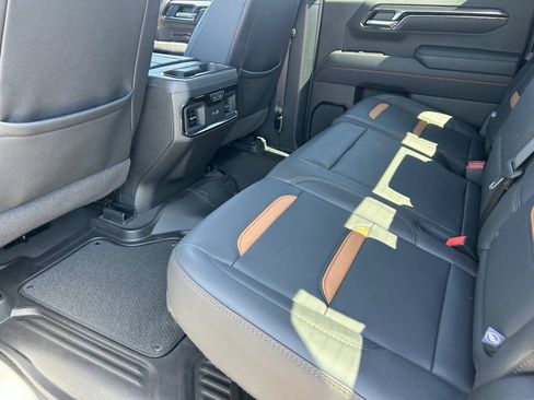 Certified 2025 GMC Sierra 1500 AT4 w/ AT4 Premium Package AWD/4WD image 23