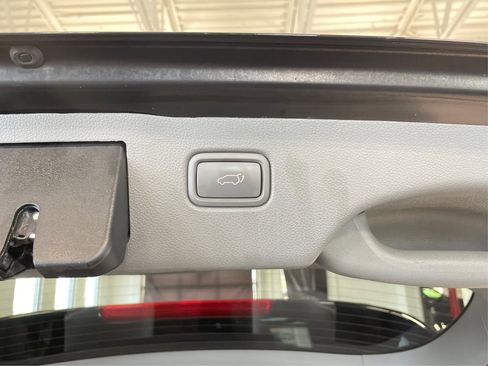 Used 2020 Kia Sorento SX image 14