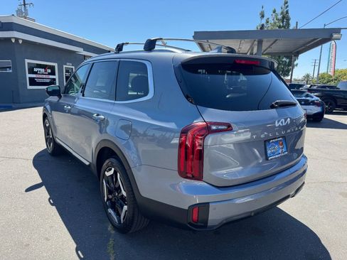 Used 2025 Kia Telluride S AWD/4WD image 5