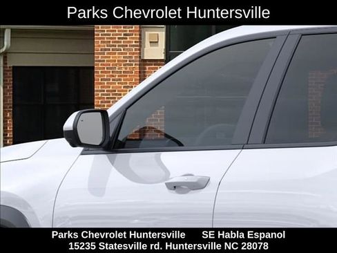 New 2026 Chevrolet Equinox LT w/ Convenience Package II AWD/4WD image 12