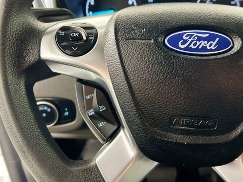 Used 2020 Ford Transit Connect XL image 18