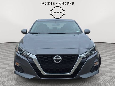 Used 2019 Nissan Altima 2.5 S FWD image 2