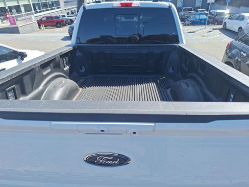 Used 2024 Ford F250 Lariat AWD/4WD image 8