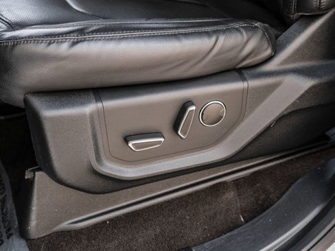 Used 2020 Ford Expedition Limited w/ Equipment Group 301A image 31