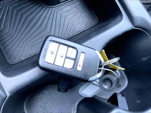 Used 2018 Honda CR-V EX image 13